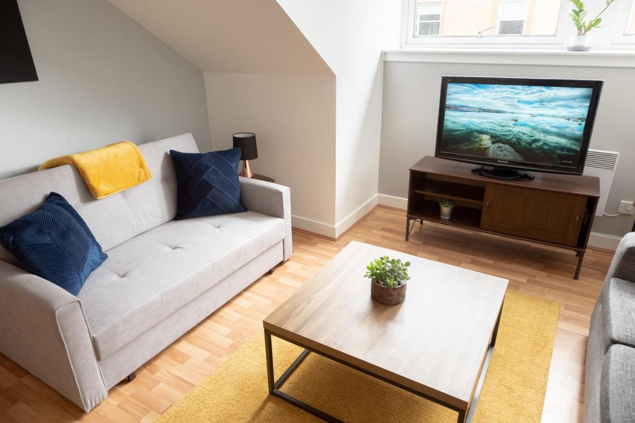 Modern Merchant City Apartment By George Square Glasgow Exterior foto